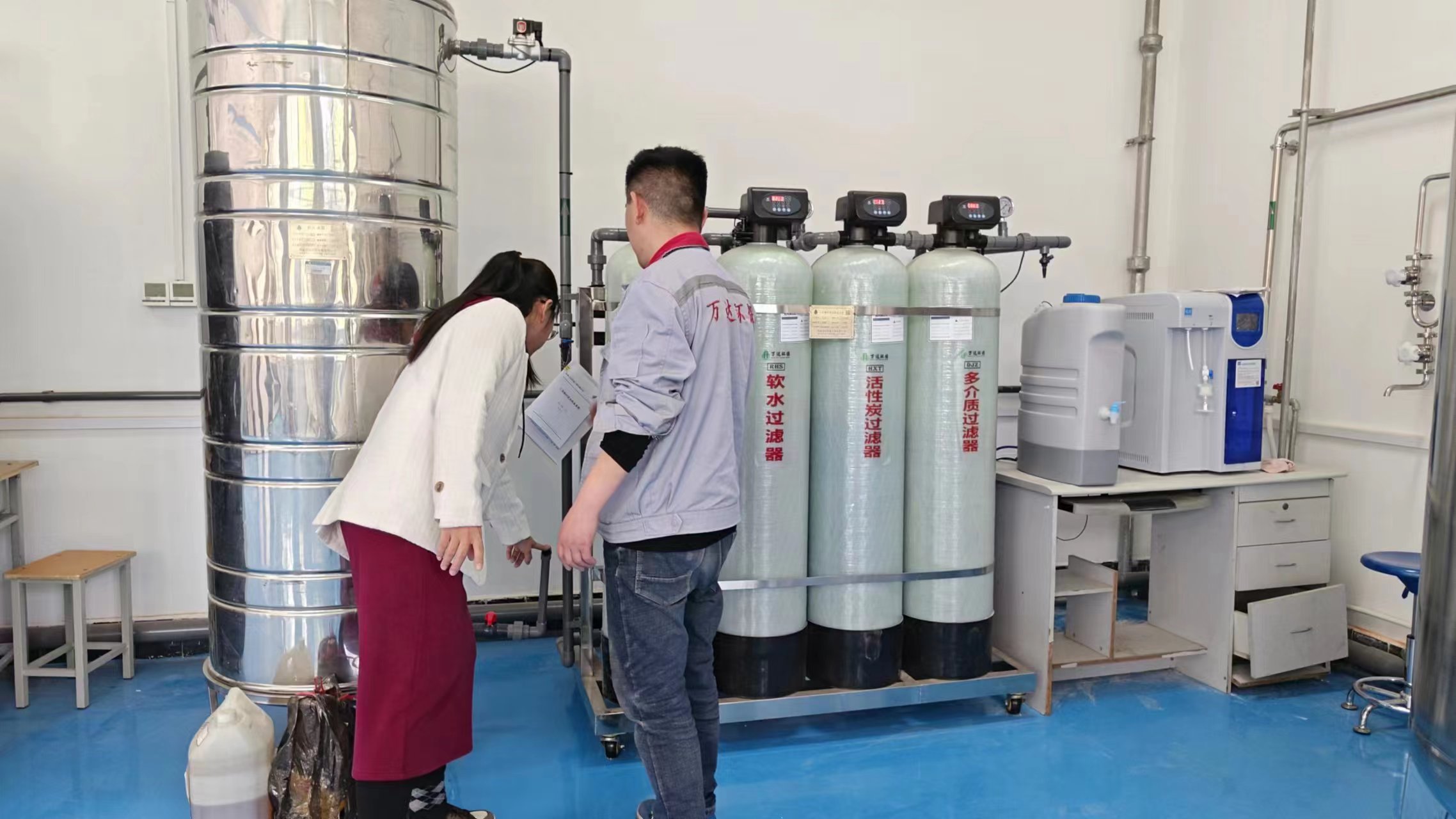一噸反滲透純水設備多少錢？一噸反滲透處理設備成本方案